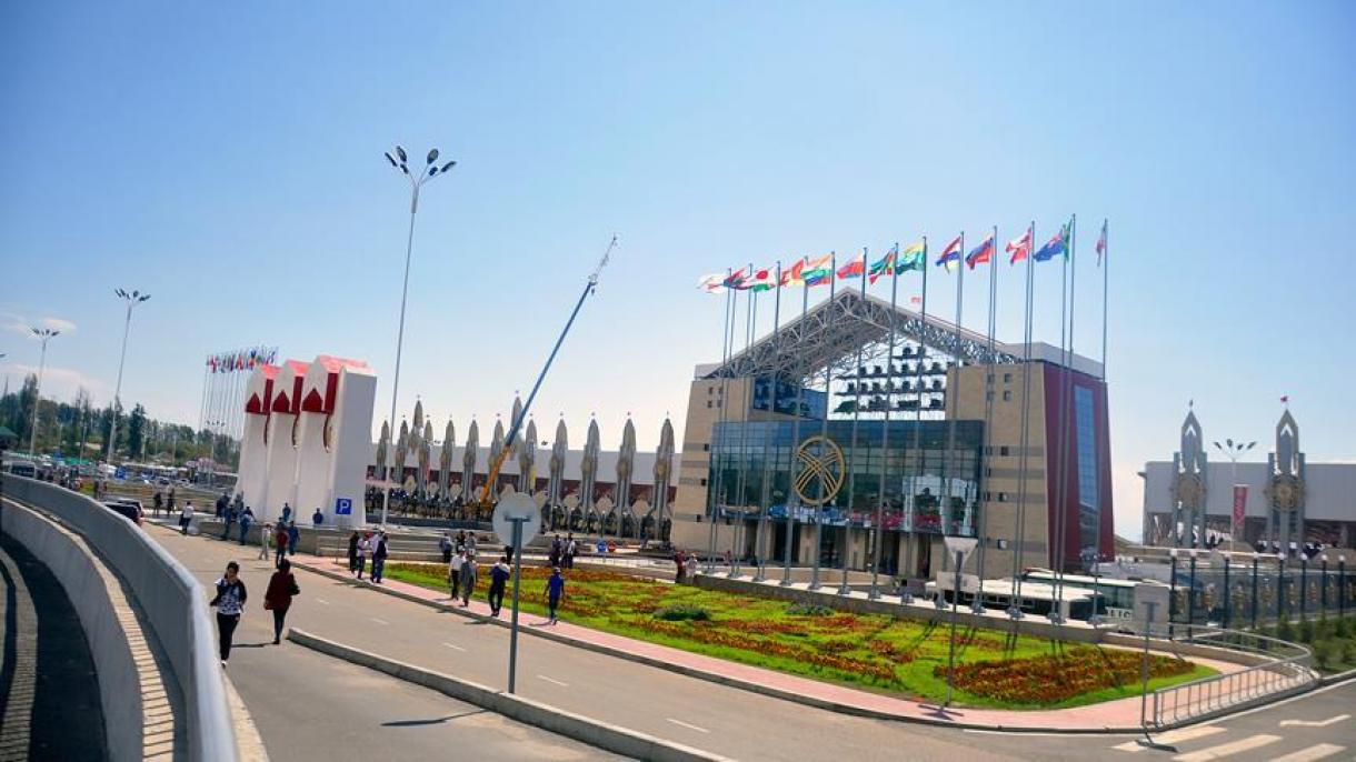 Qırğızıstanda III Beynəlxalq Köçəri Oyunları Yarışı