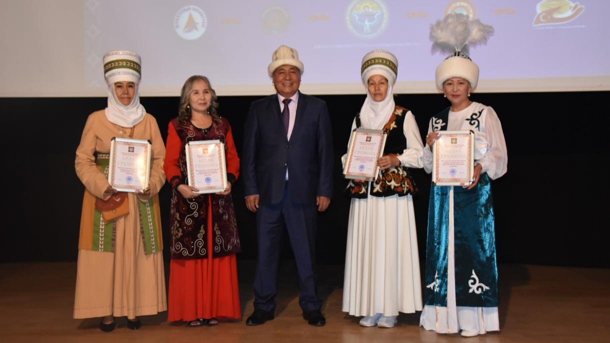 KIRGIZ DİLİ GÜNÜ 2.jpg