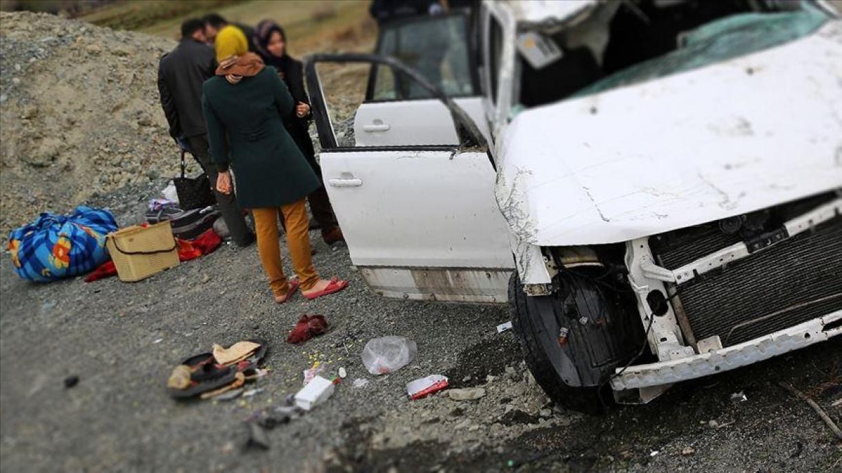 جان باختن 72 ایرانی در تصادفات جاده‌ای در 3 روز گذشته