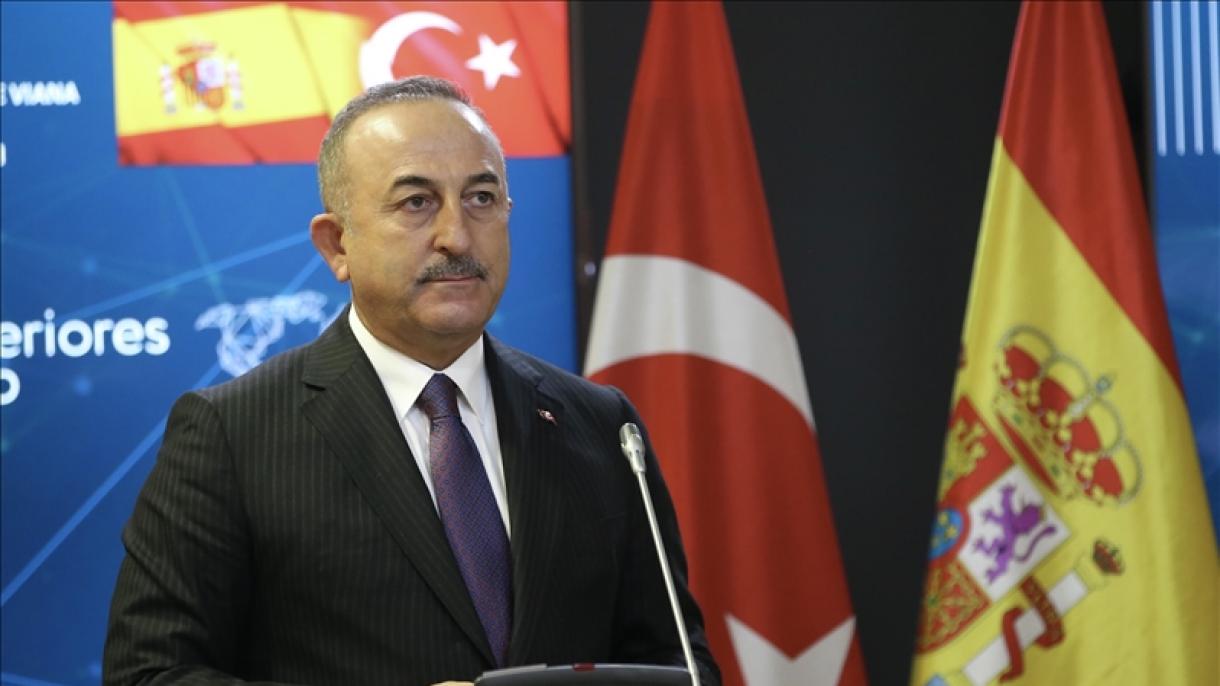 Τσαβούσογλου: Η Τουρκία προσπαθεί να ανοίξει νέες σελίδες στις σχέσεις της με την ΕΕ
