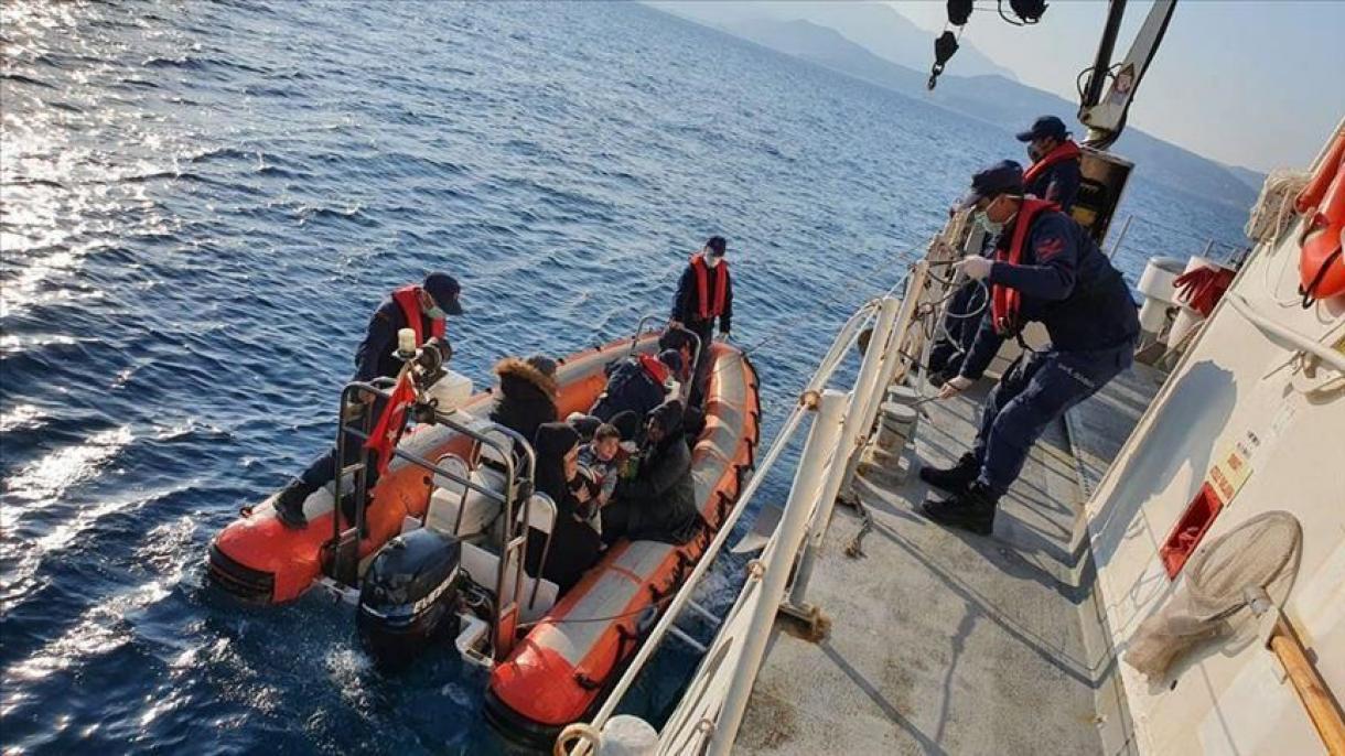 Guardia costiera turca soccorso 50 migranti al largo del Mar Egeo