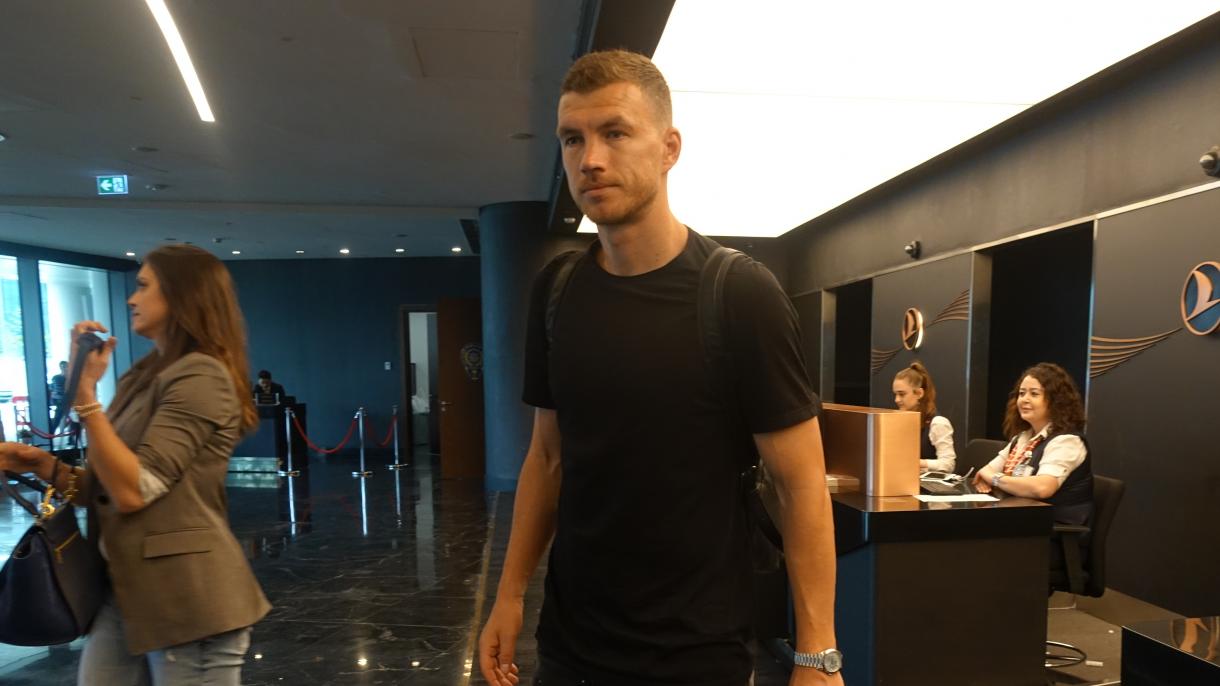 Един Джеко дойде за почивка в Турция