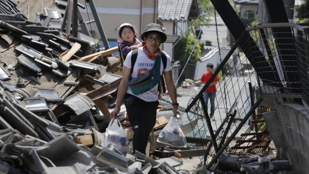 日本熊本市地震造成至少25人死亡
