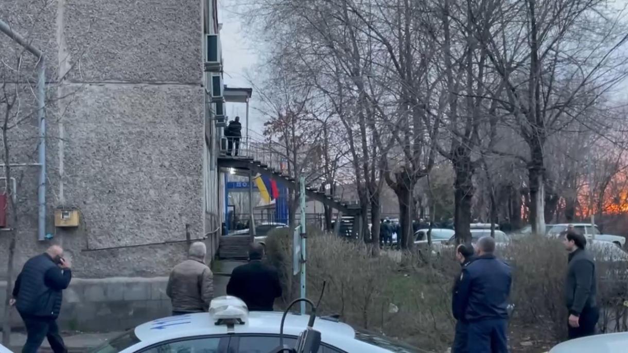آرمینیا میں دستی بموں سے پولیس مرکز پر حملے کی کوشش ناکام ہو گئی