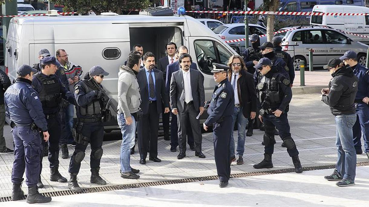 یونان میں پناہ لینے والے 8 ترک باغیوں کی عدالت میں پیشگی