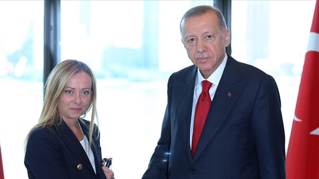 Erdogan ha parlato al telefono con la premier italiana Giorgia Meloni