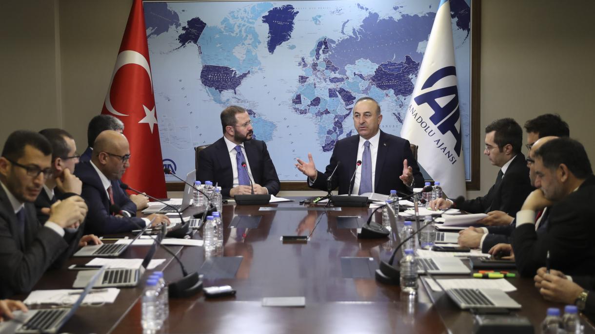 A Izmir fermati 20 presunti membri di Daesh