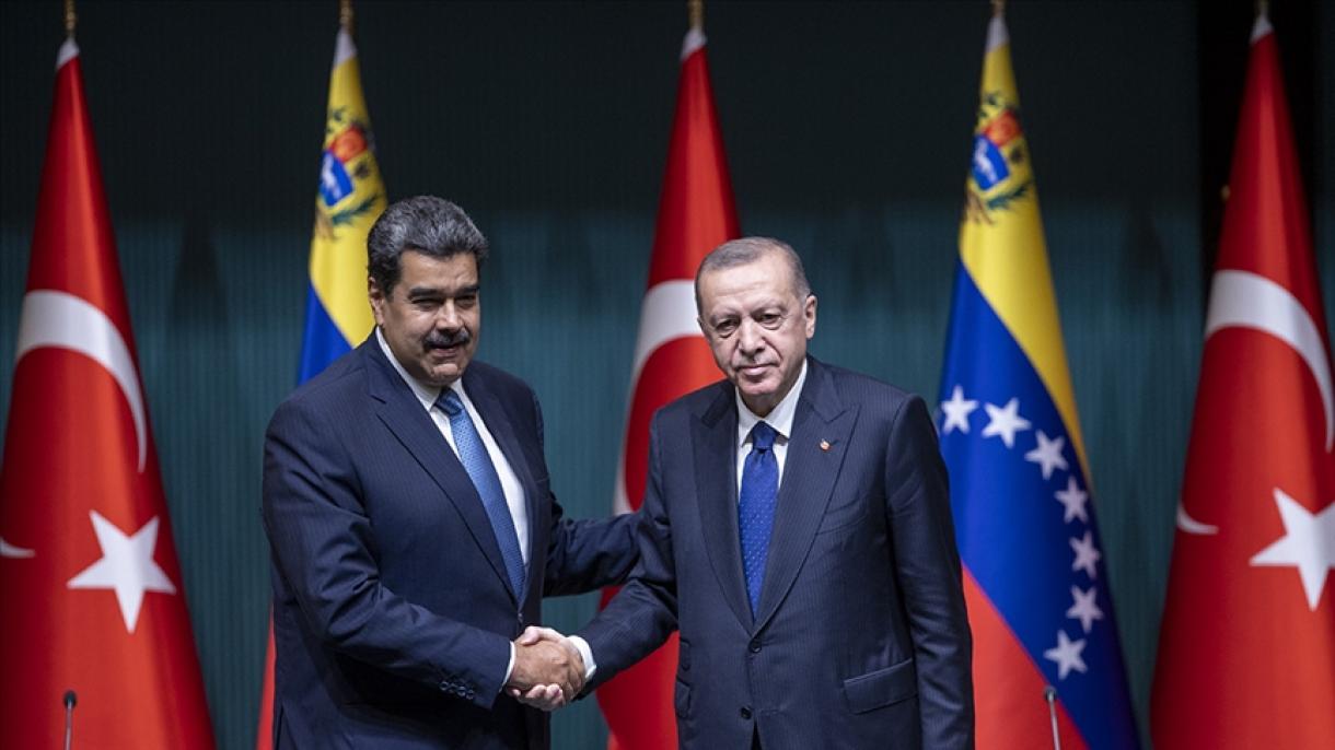 نیکولاس مادورو جمهور باشقانی اردوغانی تبریک ائدیب