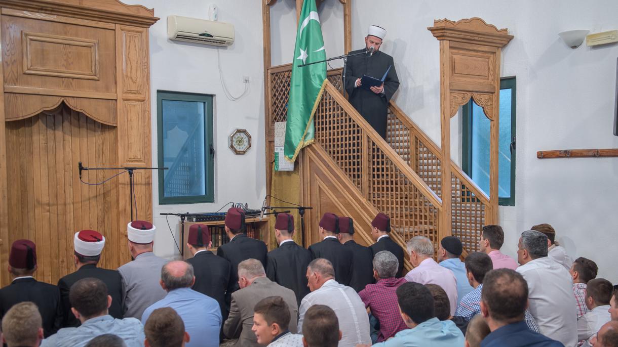 Bajram-namaz klanjan u više od 130 džamija širom Crne Gore