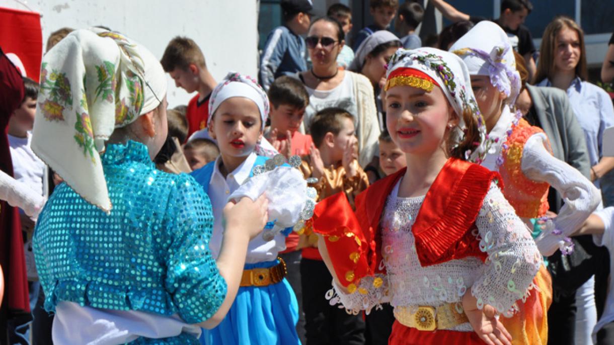 sirbistan 23 nisan.jpg