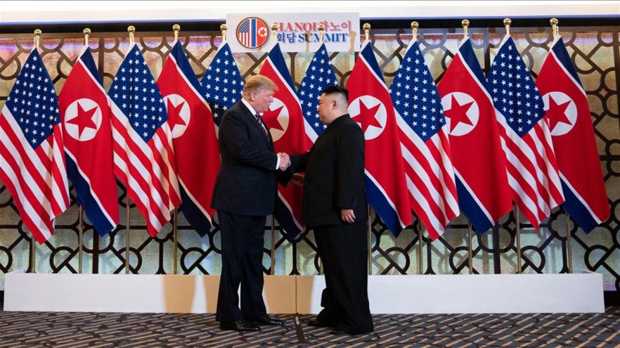 Trump e Kim concordam em retomar os diálogos de desnuclearização