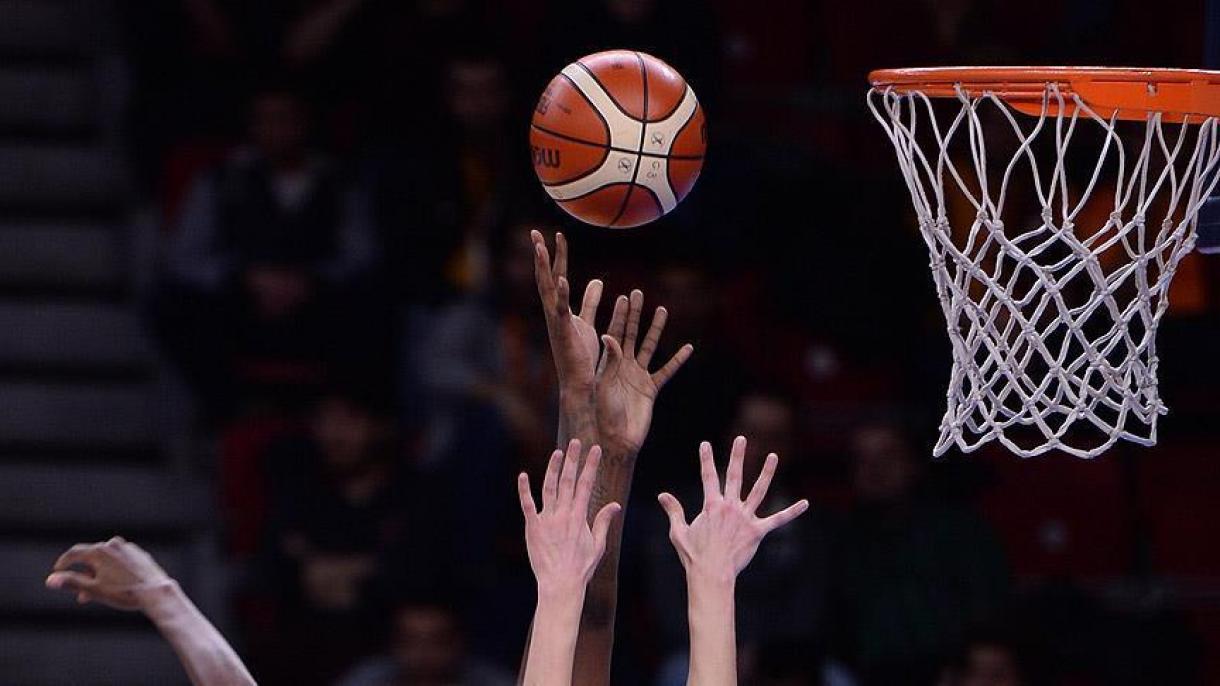 Törek basketbolçıları yarımfinalda