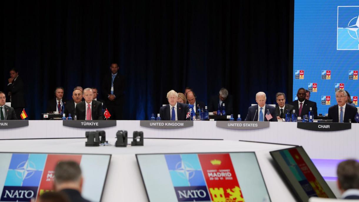 nato liderler zirvesi1.jpg