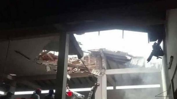 Boliviyada yüngül motorlu təyyarənin düşməsi nəticəsində 4 nəfər ölüb