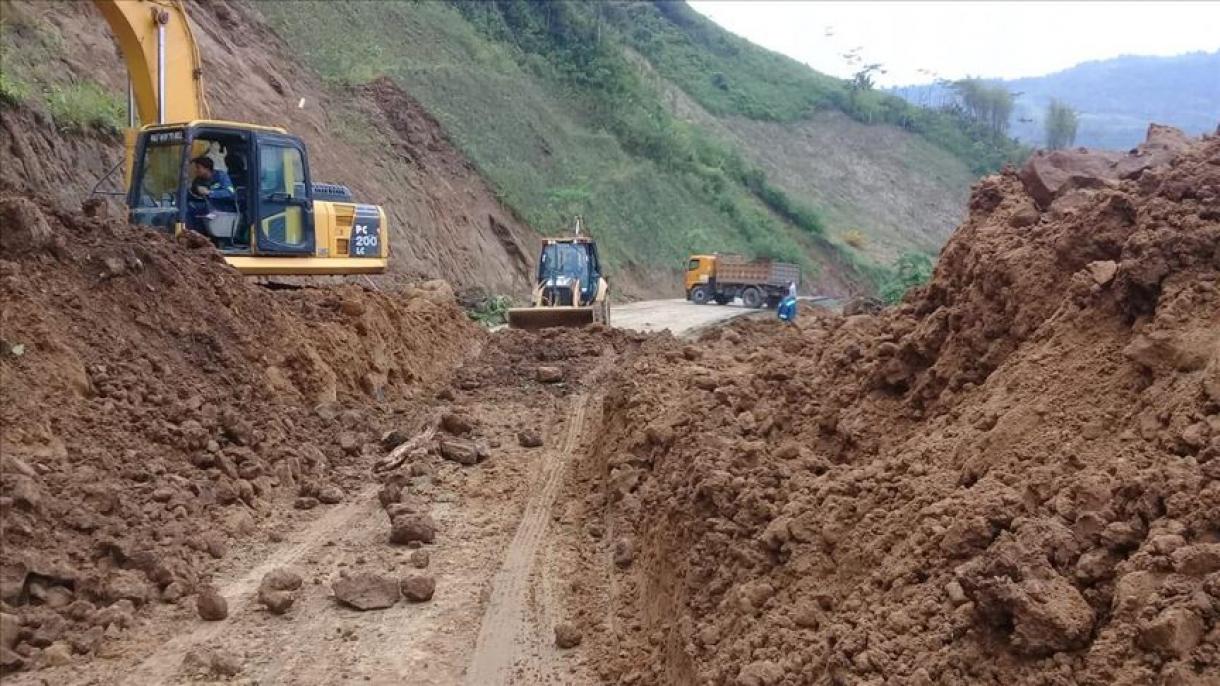 Son 10 las personas desaparecidas tras desbordamiento de ríos en el noreste de Colombia