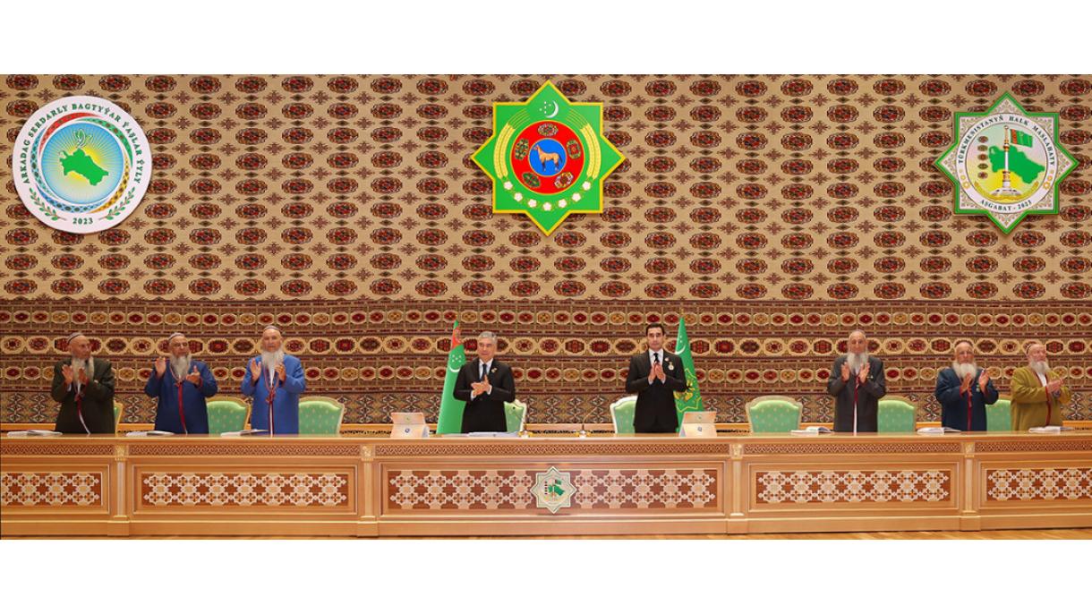 Türkmenistanyň Halk Maslahatynyň Mejlisi Geçirildi