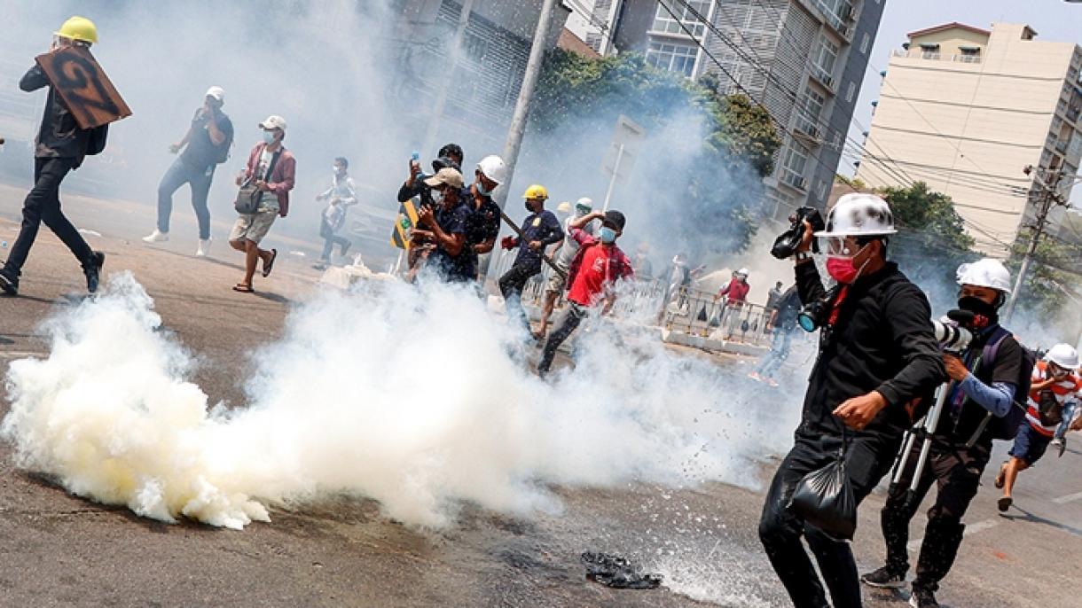 Reino Unido pede 'fim imediato' da repressão militar em Mianmar