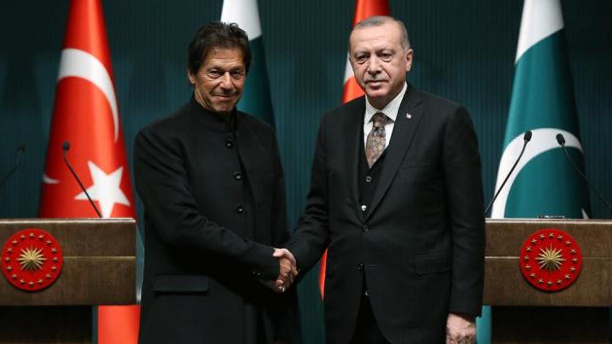 Erdogan s’entretient avec le Premier ministre pakistanais, Imran Khan