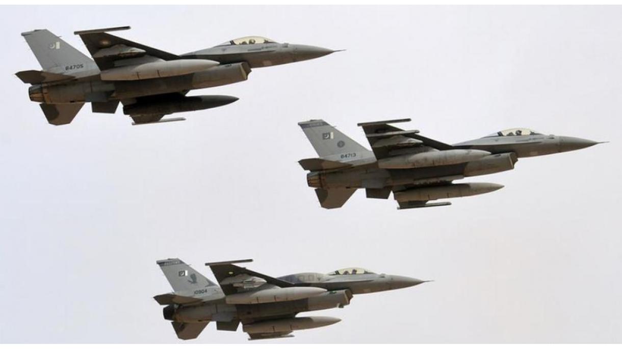 خیبر ایجنسی، جیٹ طیاروں کی وادی تیراہ بمباری،10دہشتگرد ہلاک، 4ٹھکانے تباہ