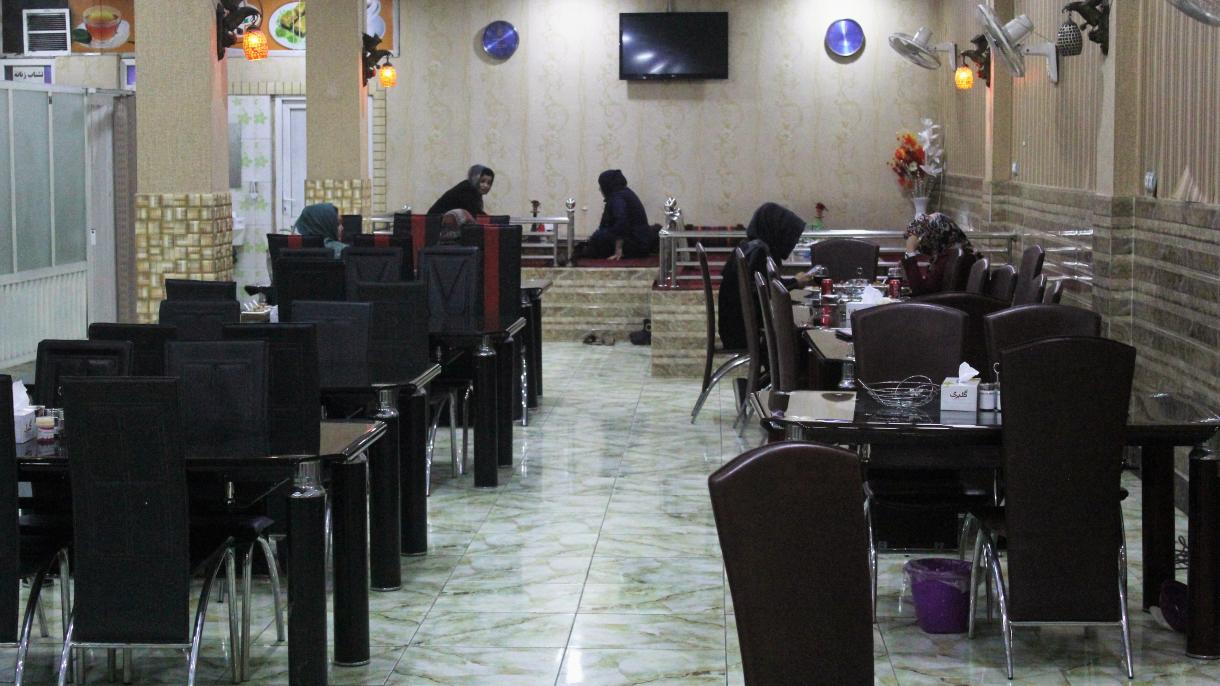 Афганстанда аялдарга гана таандык ресторан ачылды