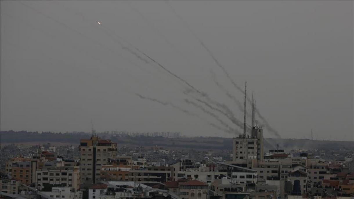 Folytatódik a Gáza elleni heves támadás