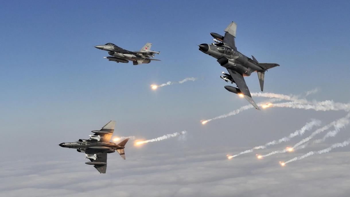 Avionët u ushtrisë turke goditën terroristët që përgatiteshin për sulm nga kufiri verior i Irakut