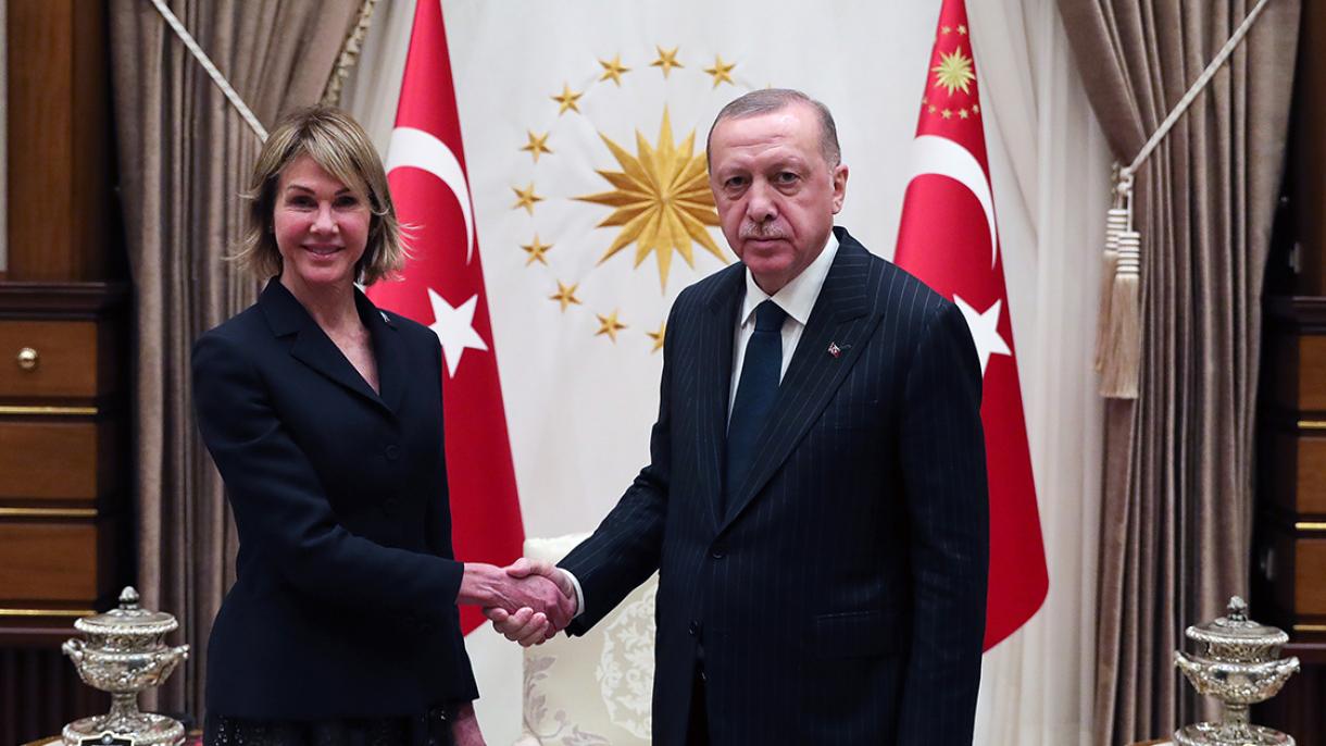 جمهور باشقانی رجب طیب اردوغان کلی کرافتی قبول ائدیب