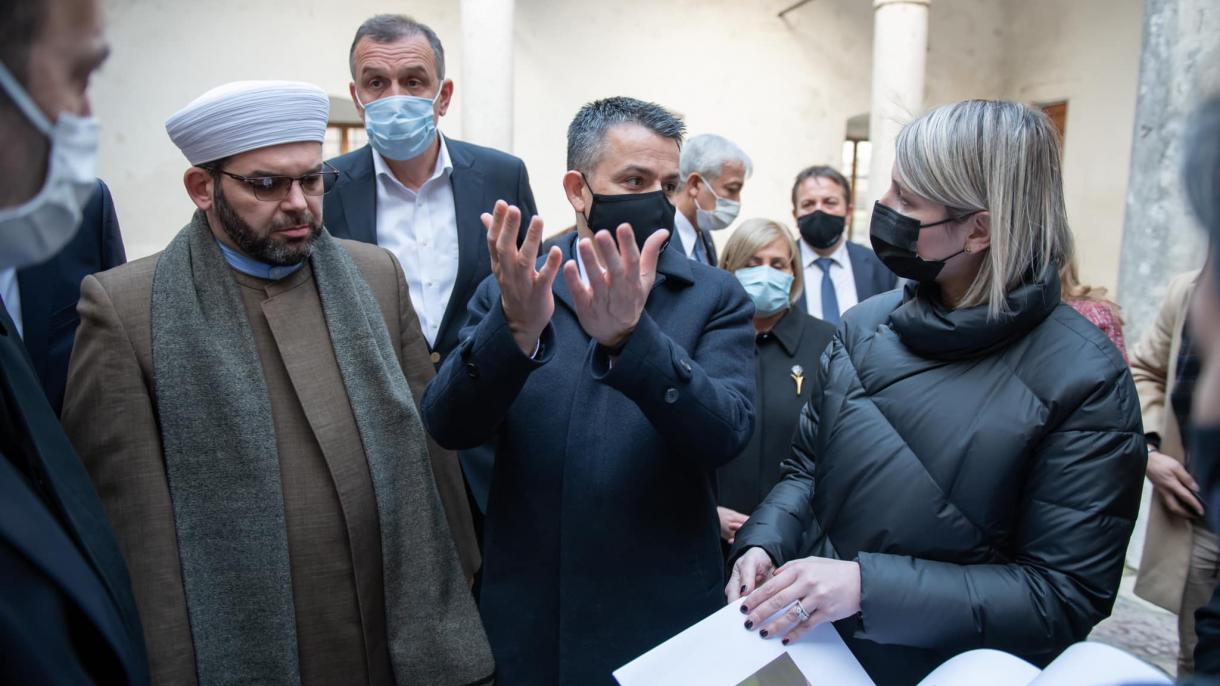 Bekir Pakdemirli_İşkodra Kurşunlu Cami_3.jpg