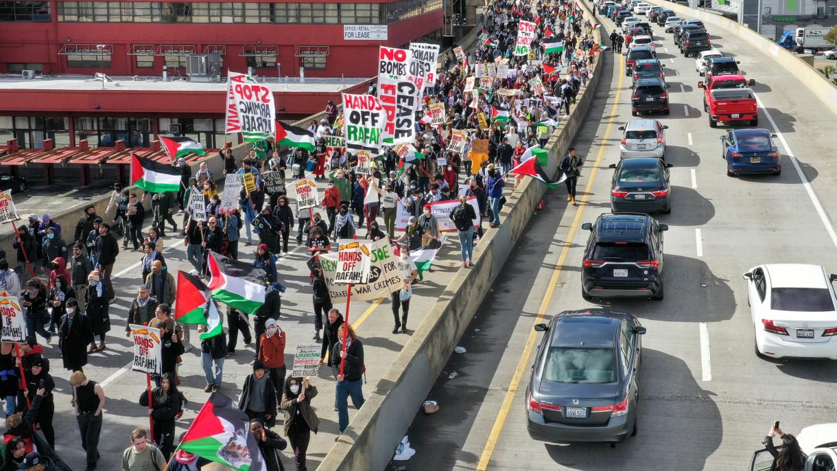 АҚШ-та мыңдаған адам Израильді протест етті
