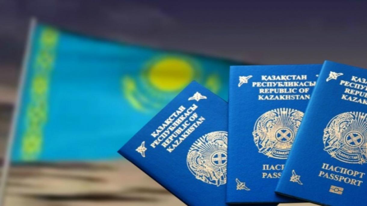 qazaqistanda pasport, kimlik we bashqa resmiy höjjetler latin yéziqida  tarqitilidu