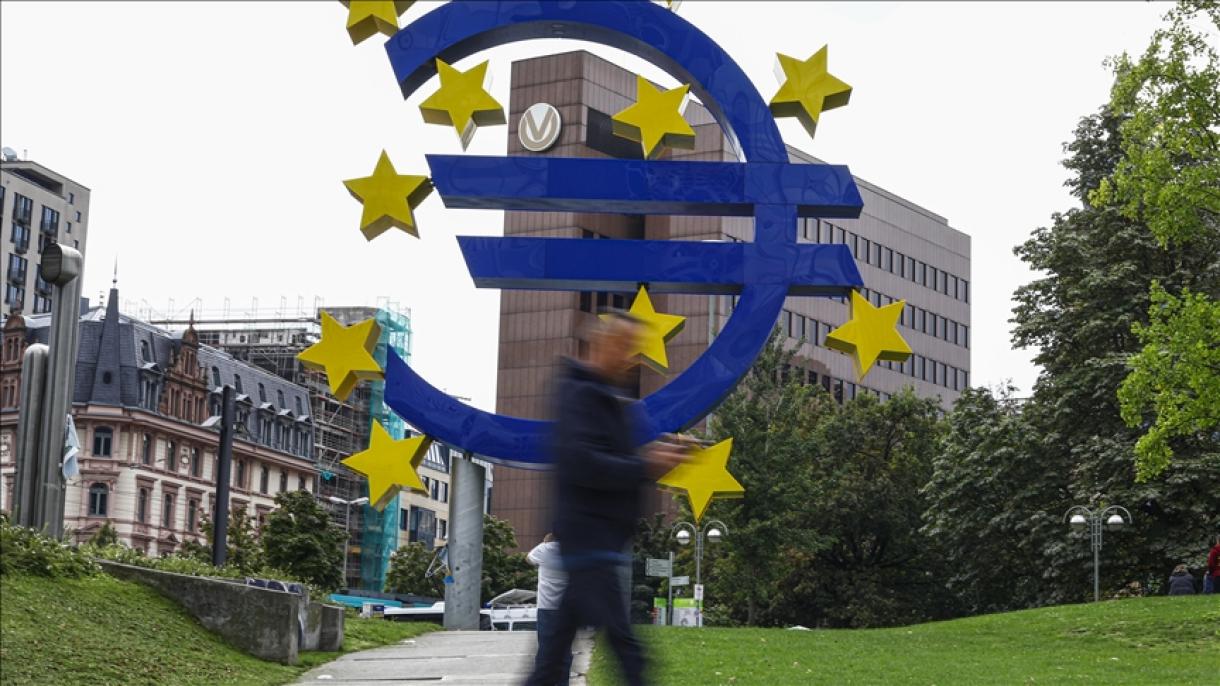 El Índice de Precios Industriales anual subió un 34,4% en la eurozona y un 34,3% en la Unión Europea