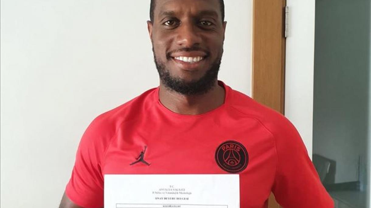 Football: Jacques Faty obtient la nationalité turque