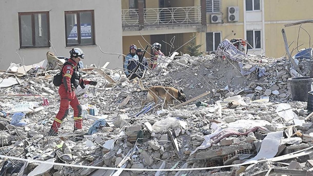 Francia önkéntesek méltatták a törökök szolidaritását a földrengéseket követően