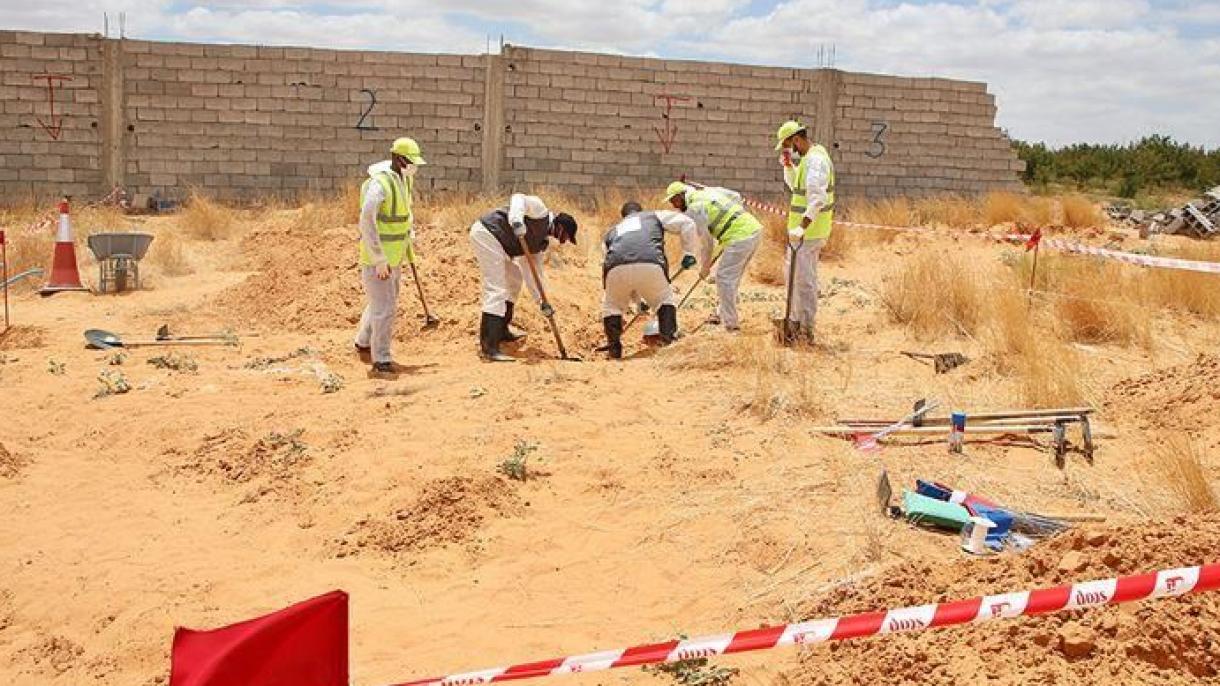 کشف 208 جسد طی 23 روز از گورهای دسته‌جمعی در ترهونه لیبیا