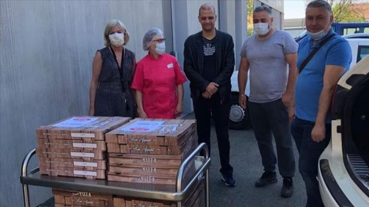 YTB bashkëpunon me qytetarët turq jashtë vendit për ndihma në kuadër të luftës kundër Covid-19