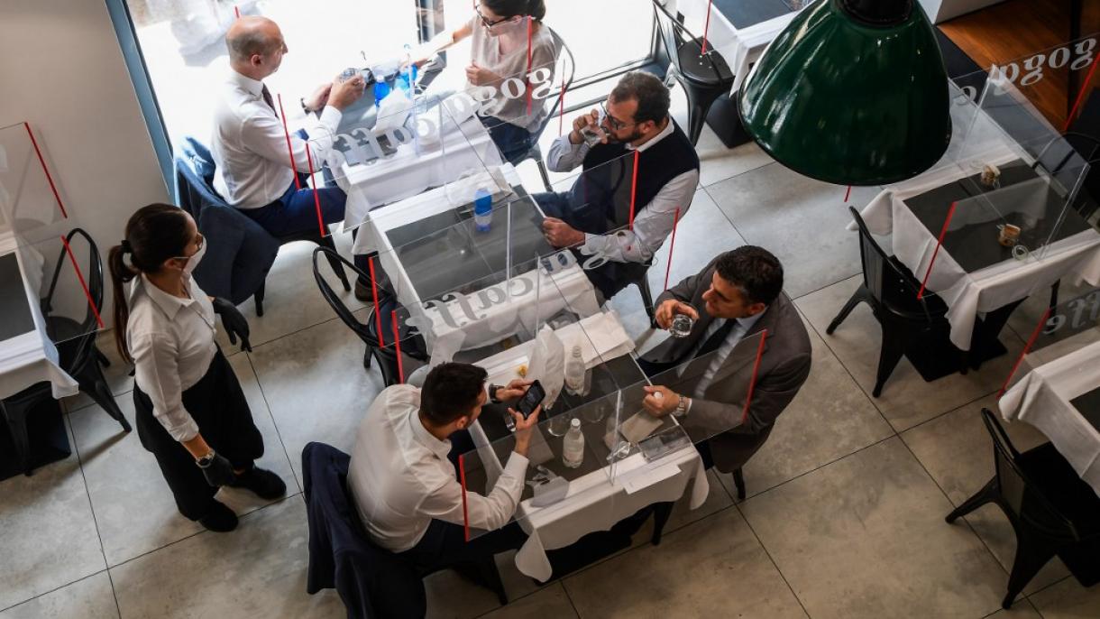 covide karşı restoran önlemleri italya.jpg