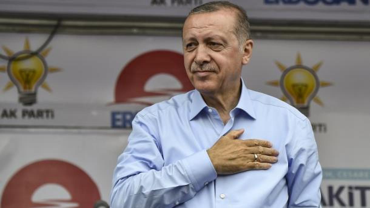 رجب طیب اردوغان در استانبول خطاب به مردم سخنرانی کرده و از ملت تشکر کرد