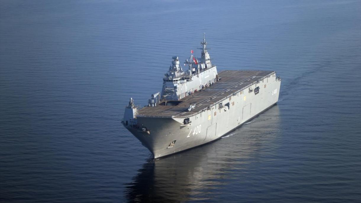Siha Gemisi TCG Anadolu.jpg