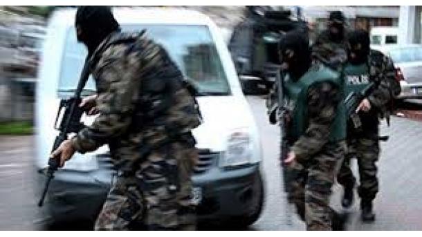 عملیات ضد ترور در ۸ منطقه استانبول
