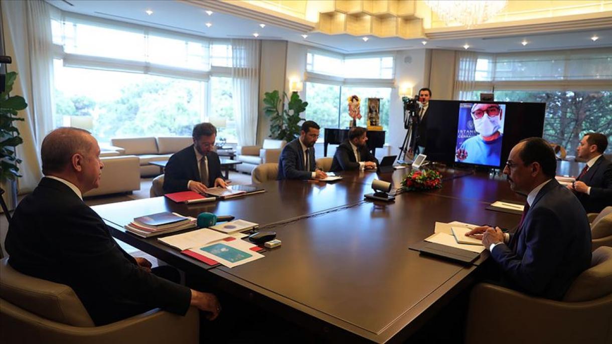 El presidente Erdogan se reúne por videoconferencia con los pacientes de coronavirus