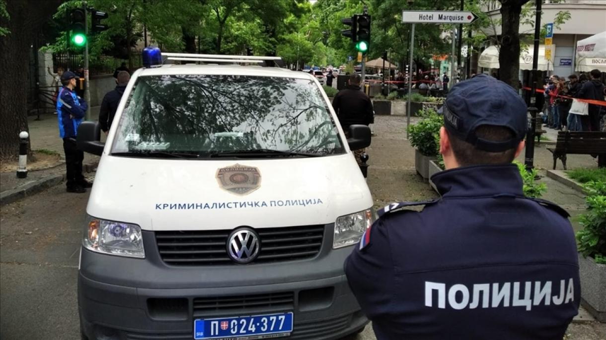 Ataque armado numa escola na Sérvia causa 9 mortos