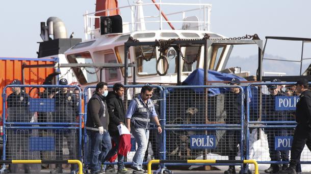 Turqia dërgon në Gjermani 32 refugjatët e parë të rregullt sirianë
