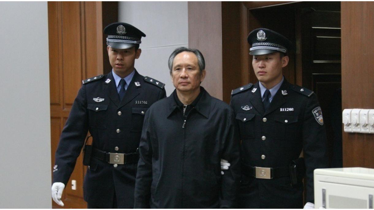 中国前铁道部官员张曙光受贿4800万元被判死缓