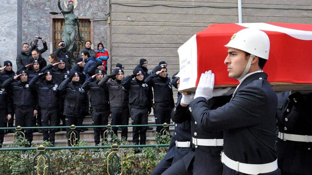 Погребавме десетина наши полицајци и десетина наши млади чии идеали никогаш нема да се остварат