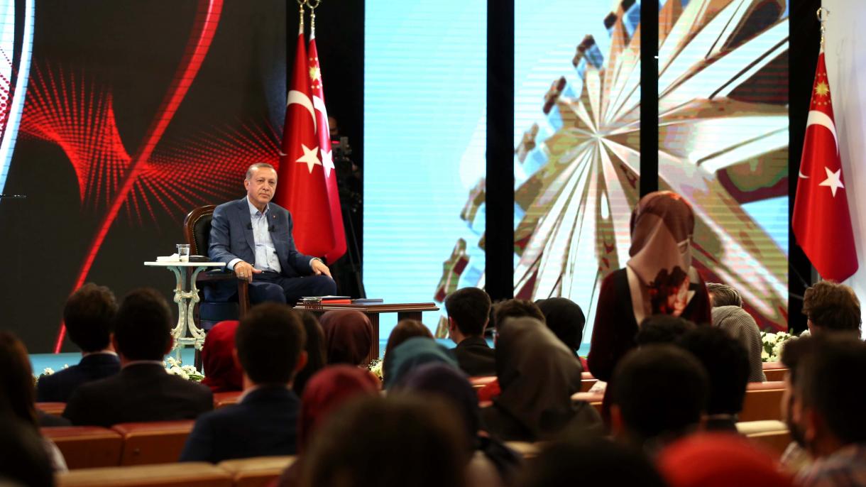 Erdogan: “Pueden encontrarse muchas sorpresas tras el 16 de abril”