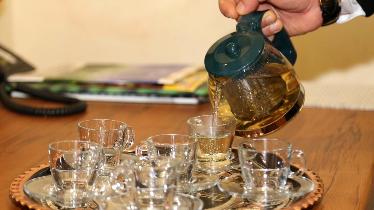 茶瘾咖啡隐纷纷涌向普里什蒂纳