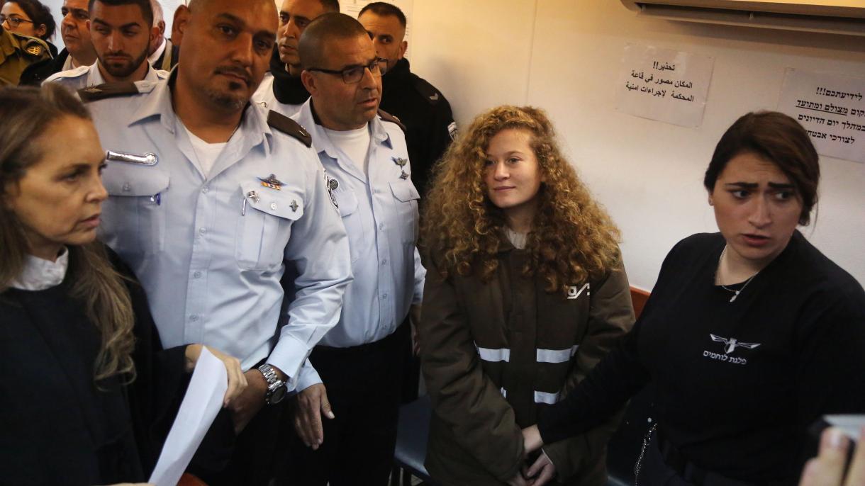 Palestinskoj tinejdžerki Ahed osam mjeseci zatvora zbog šamaranja okupatorskog izraelskog vojnika