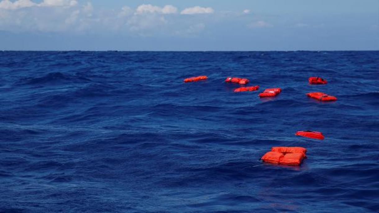 Desastre da migração em Lampedusa em alto mar