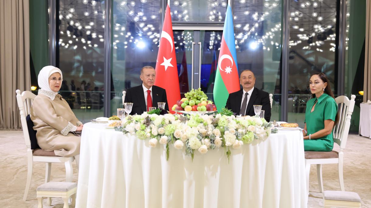 Azerbajdzsánban tartózkodik Erdoğan elnök