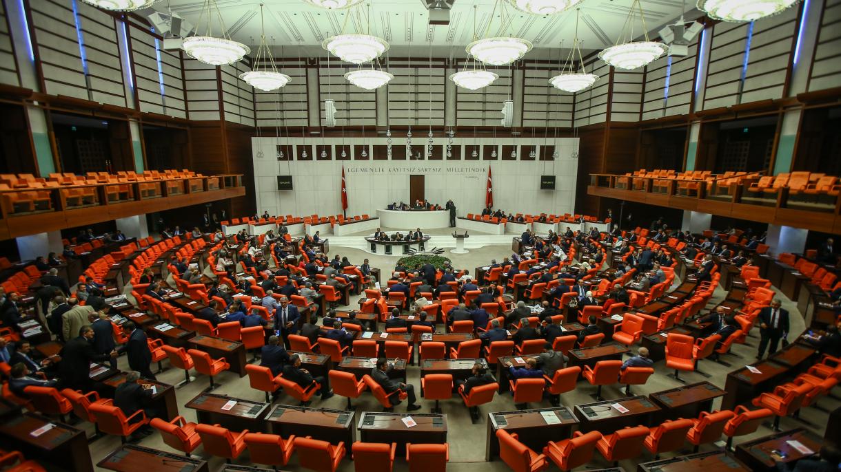 تصویب لایحه مربوط به اعلام وضعیت فوق العاده از سوی مجلس ملی کبیر ترکیه